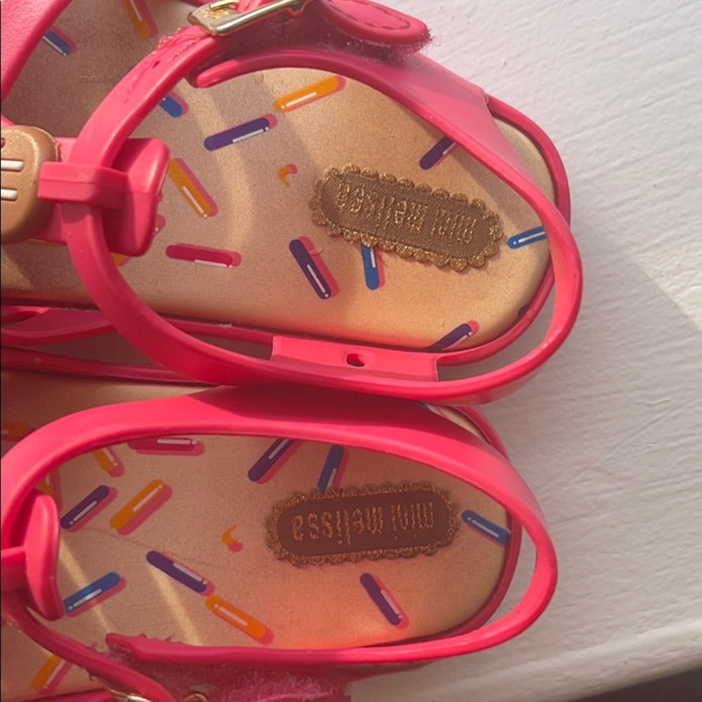 Mini Melissa - Picture 3 of 4